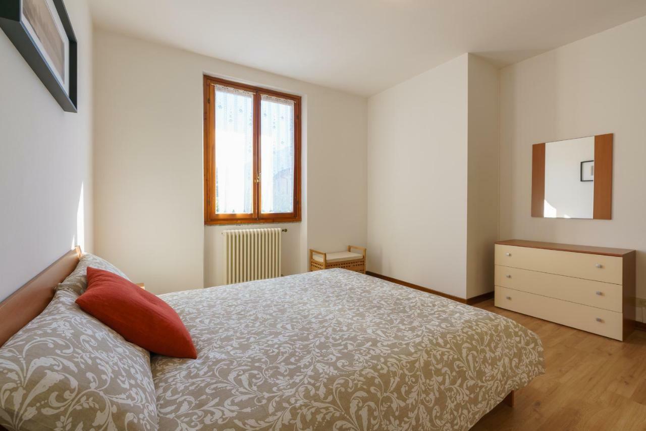 Casa Anna Appartement Gravedona Buitenkant foto