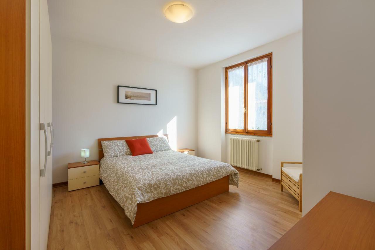 Casa Anna Appartement Gravedona Buitenkant foto